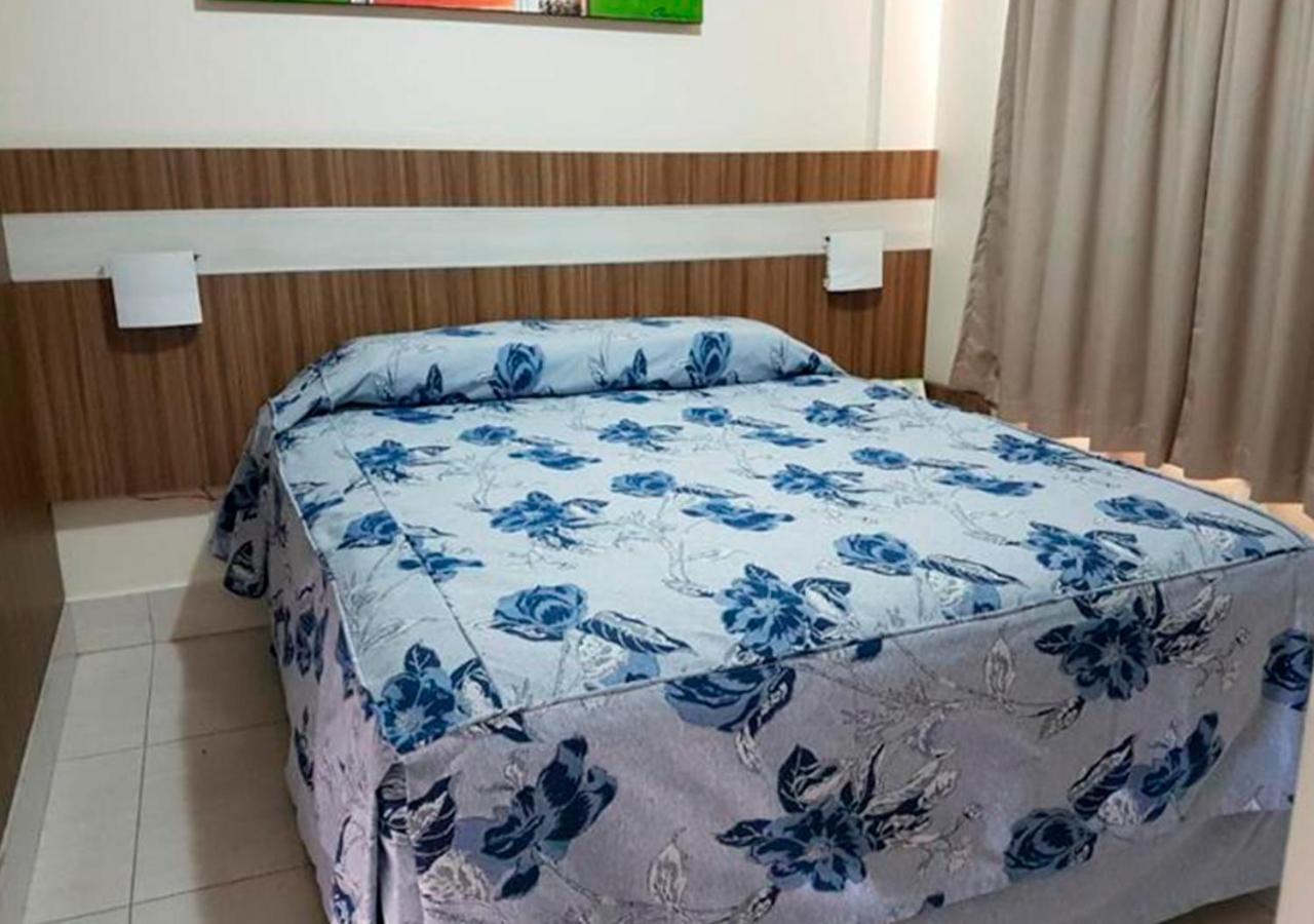 Lacqua diroma apartamento completo com fogão, geladeira, micro-ondas, Piscina 24h, acomoda até 5 pessoas Caldas Novas Exterior foto