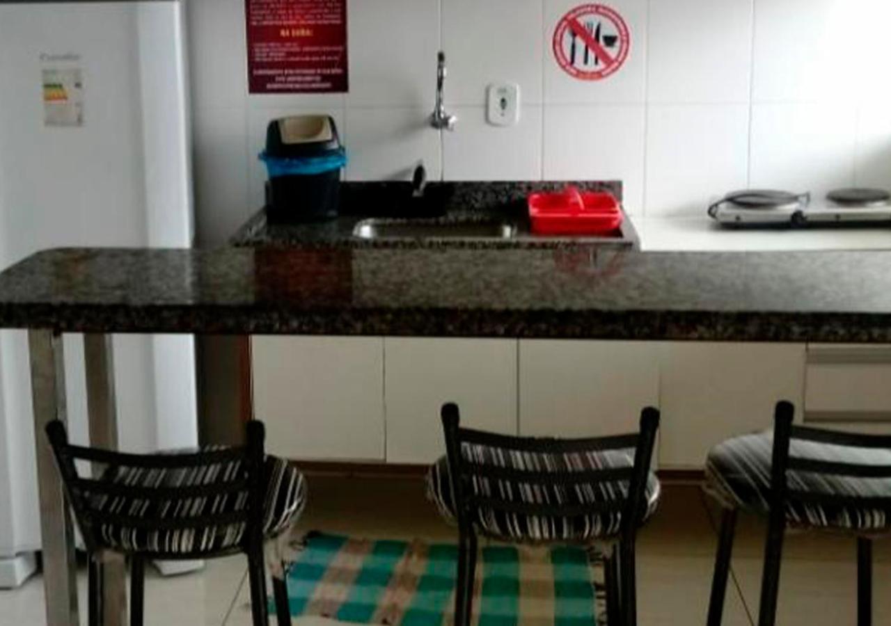 Lacqua diroma apartamento completo com fogão, geladeira, micro-ondas, Piscina 24h, acomoda até 5 pessoas Caldas Novas Exterior foto