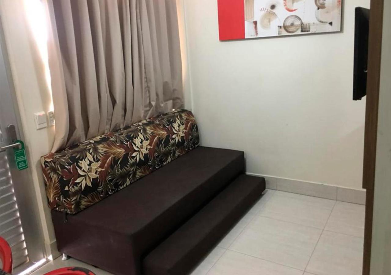 Lacqua diroma apartamento completo com fogão, geladeira, micro-ondas, Piscina 24h, acomoda até 5 pessoas Caldas Novas Exterior foto