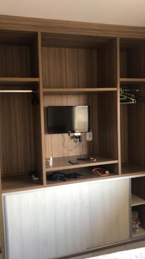 Lacqua diroma apartamento completo com fogão, geladeira, micro-ondas, Piscina 24h, acomoda até 5 pessoas Caldas Novas Exterior foto