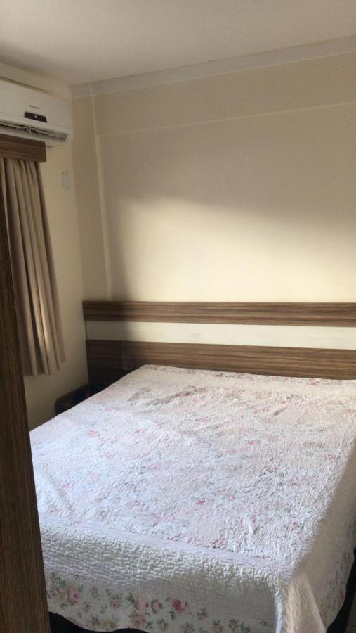 Lacqua diroma apartamento completo com fogão, geladeira, micro-ondas, Piscina 24h, acomoda até 5 pessoas Caldas Novas Exterior foto
