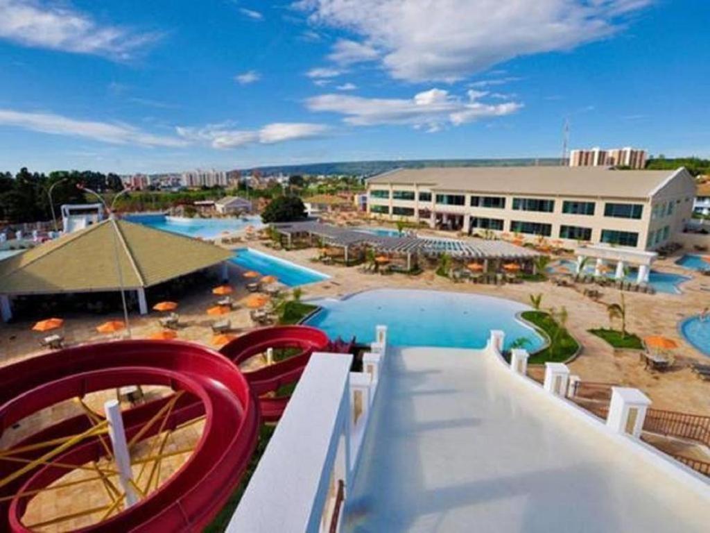 Lacqua diroma apartamento completo com fogão, geladeira, micro-ondas, Piscina 24h, acomoda até 5 pessoas Caldas Novas Exterior foto